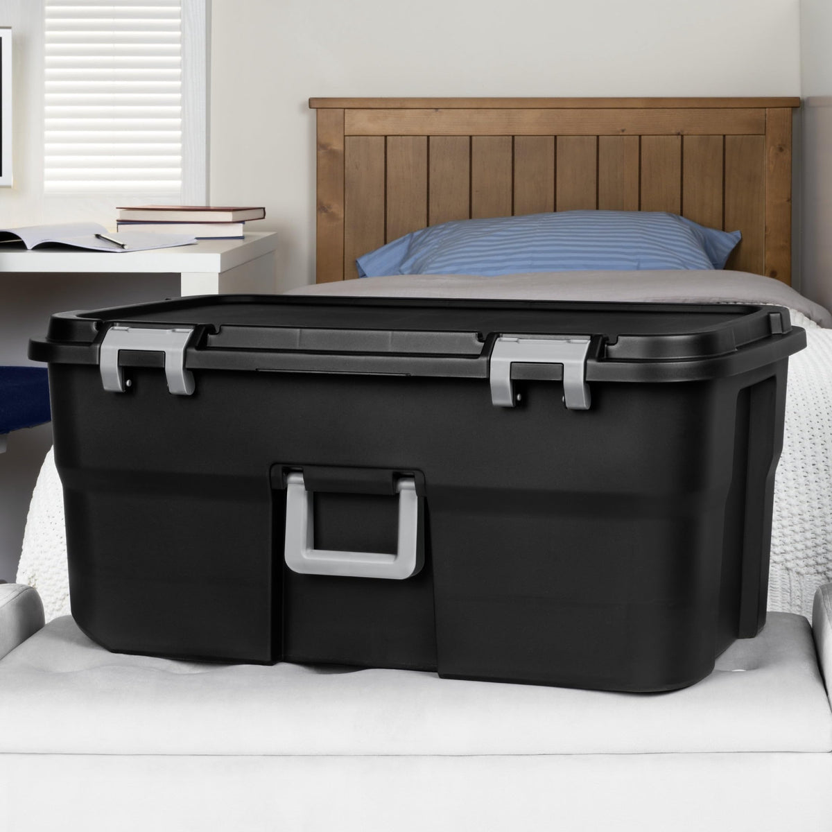 22 Gallon Black Wheeled Storage Trunk D85177