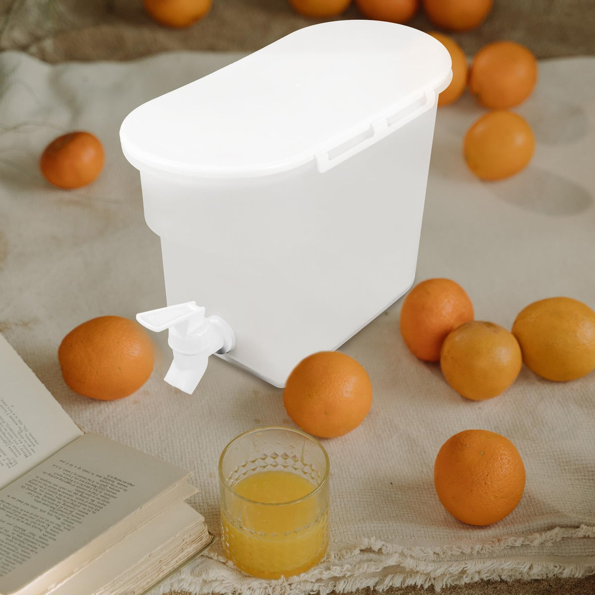 Water Jug with Faucet Q312743