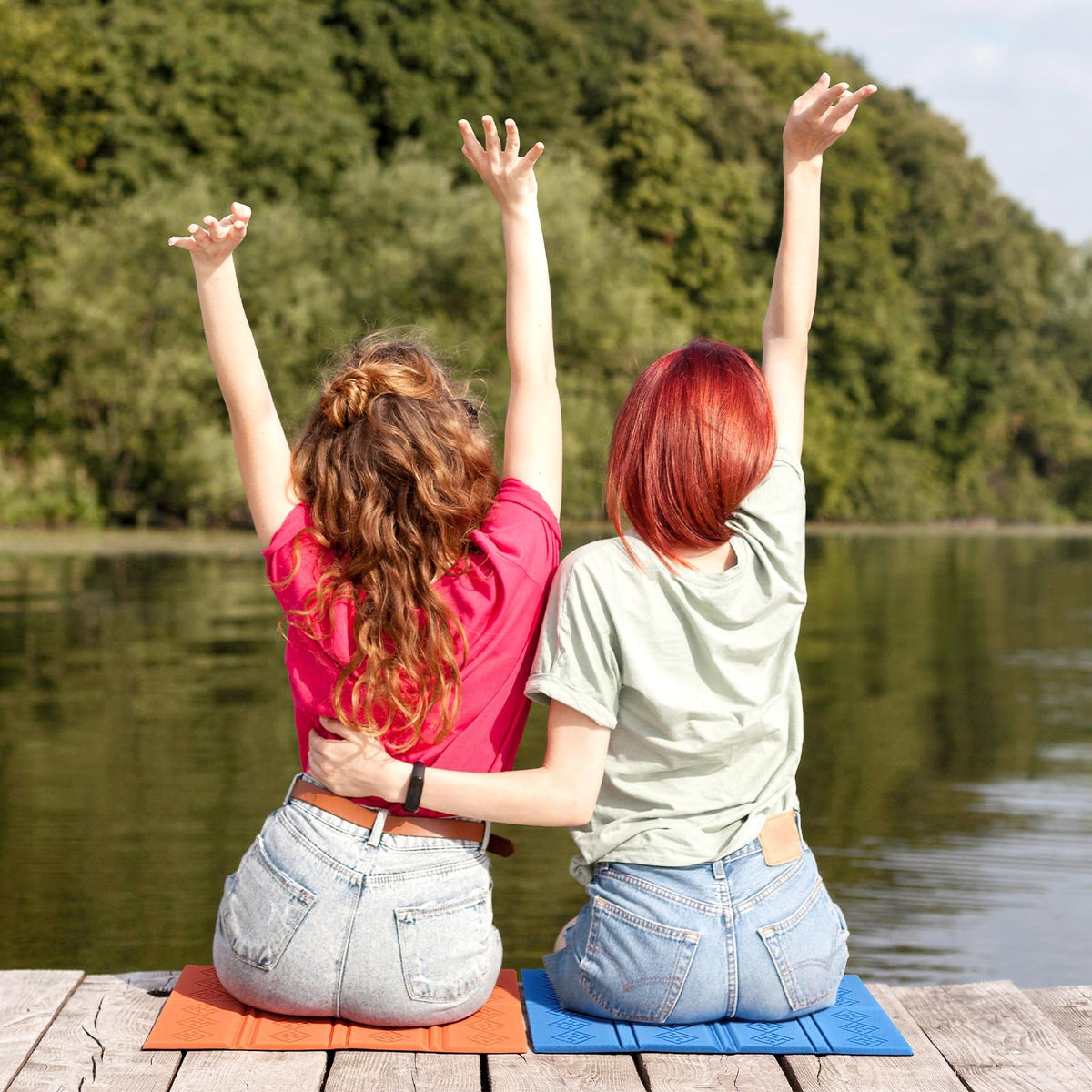 2 Pcs 15x11 Inch Foldable Waterproof Camping Seat Cushion B4189