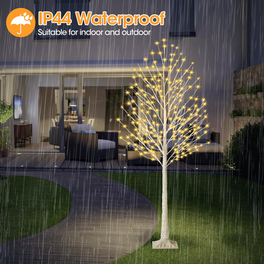 6FT Lighted Tree with 144 LED R71947